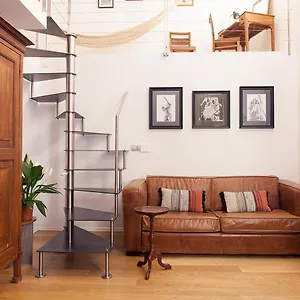 Apartment Slow Time In, Florence